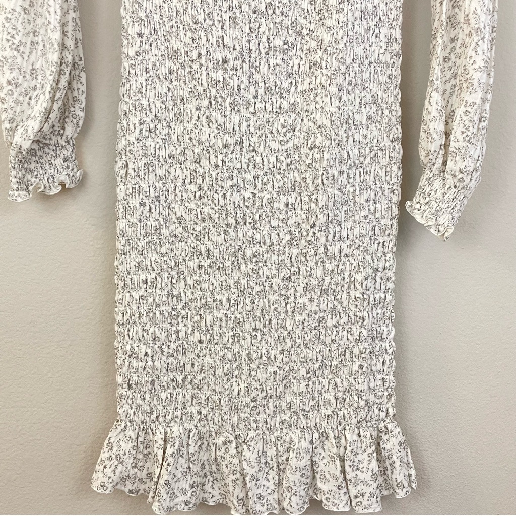 Nwt Nothing Fits But Ichika Floral Long Sleeve Smocked Maternity Dress Size S/M — image 5 of 8